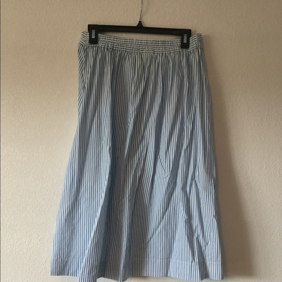 Target Midi Skirt with button down front - Picture 3 of 4